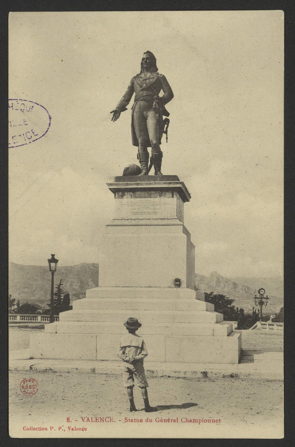Valence - Statue du Général Championnet