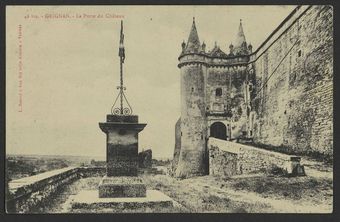 Grignan. - La Porte du Château
