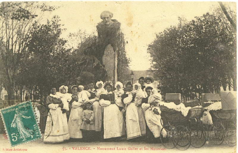 Valence - Monument Louis Gallet et les Nourrices