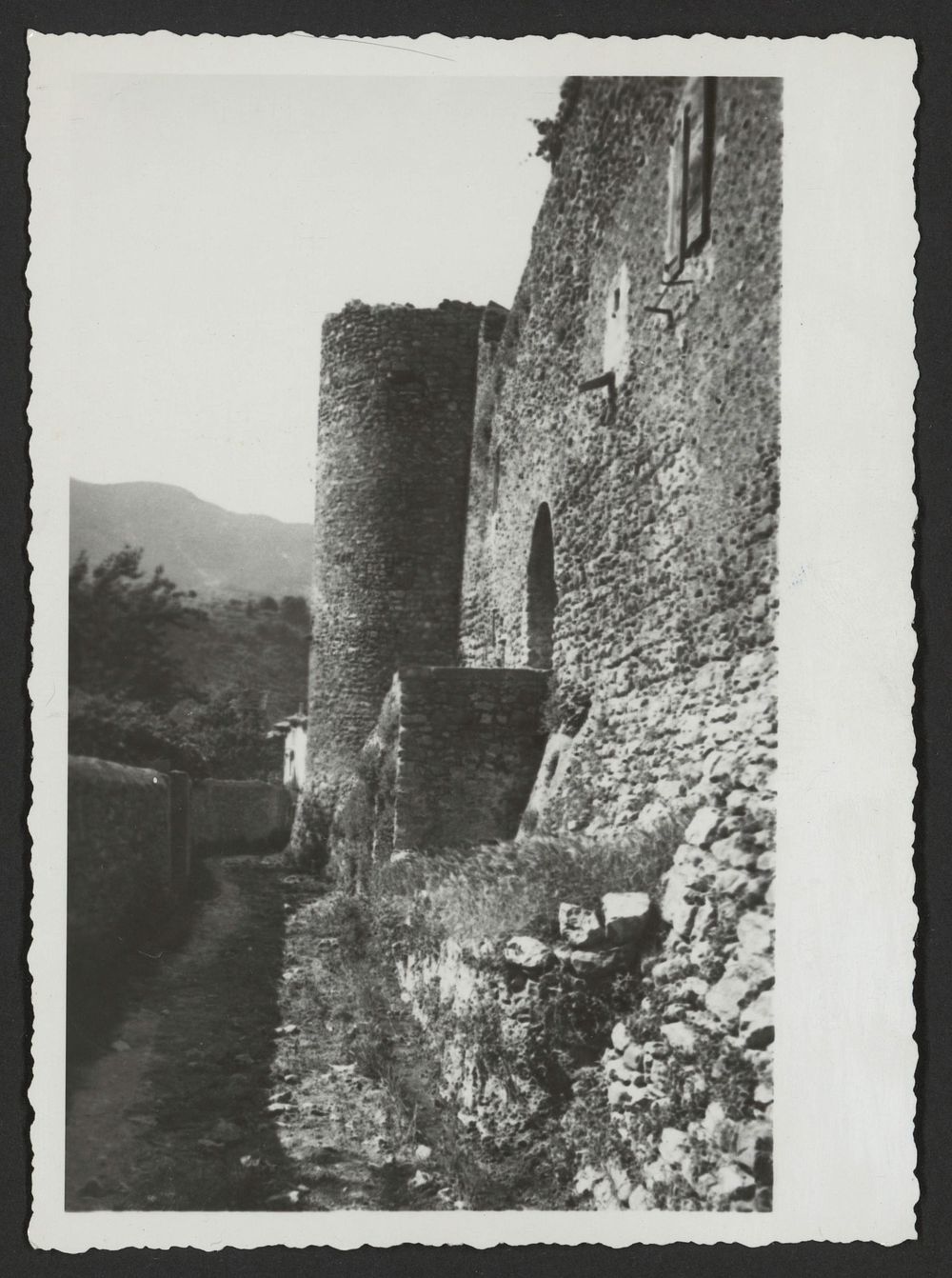 Tour des remparts du quartier des Petits-Forts