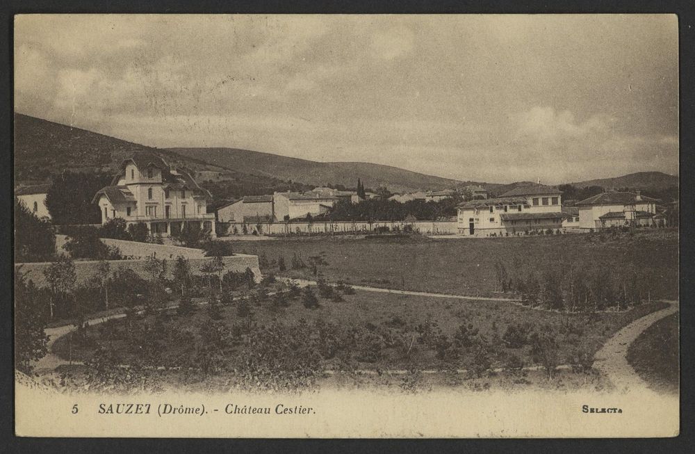 Sauzet (Drôme) - Château Cestier