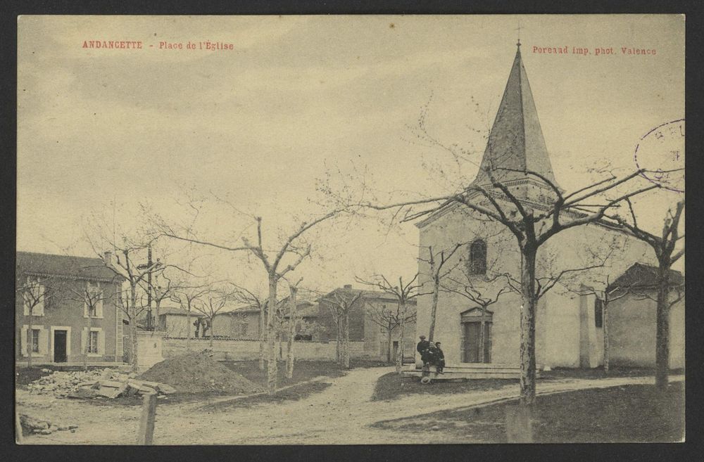 Andancette - Place de l'Eglise