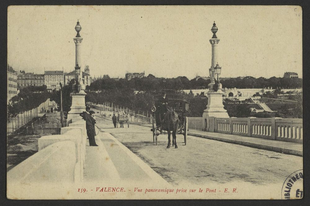 Valence - Vue panoramique prise sur le Pont