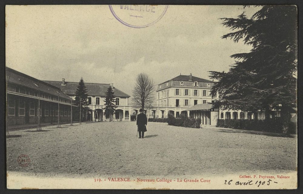 Valence - Nouveau Collège - La Grande Cour