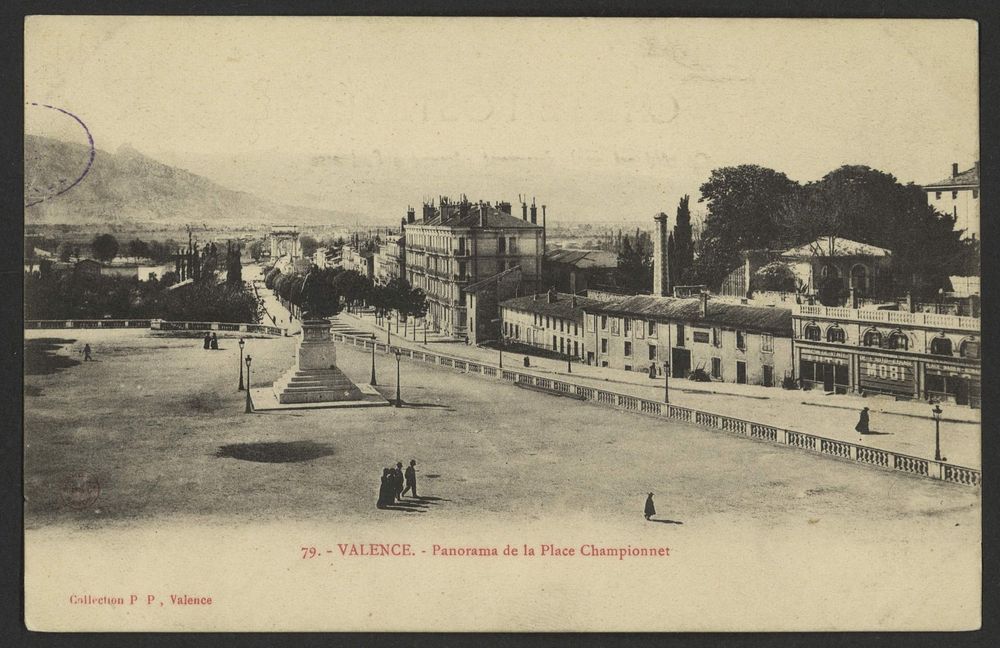 Valence - Panorama de la Place Championnet