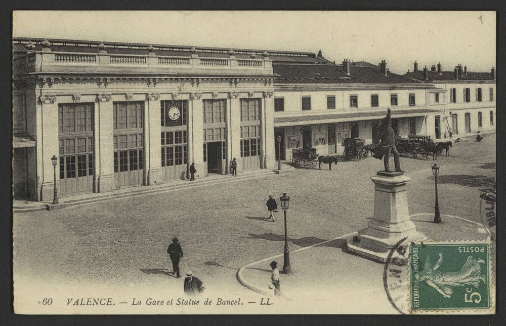 Valence - La Gare et Statue de Bancel