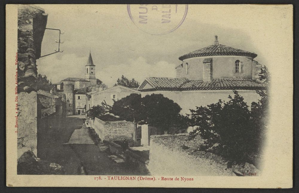 Taulignan (Drôme). - Route de Nyons