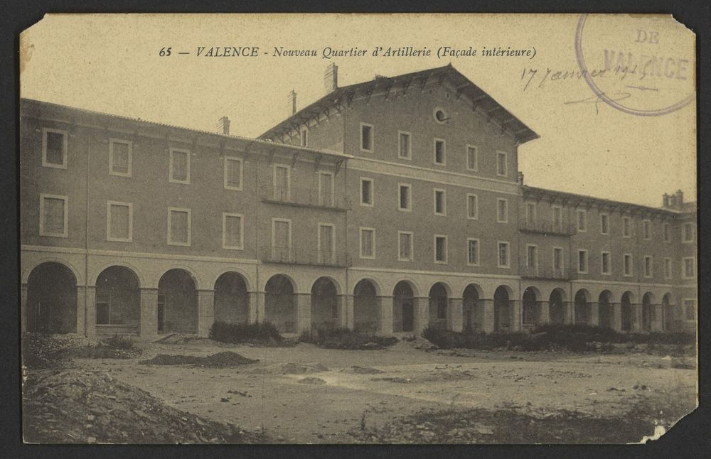 Valence - Nouveau Quartier d'Artillerie (Façade intérieur)