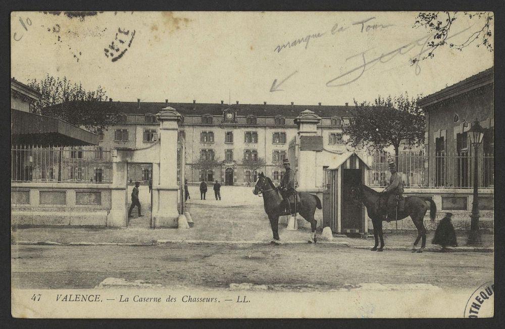 Valence - La Caserne des Chasseurs