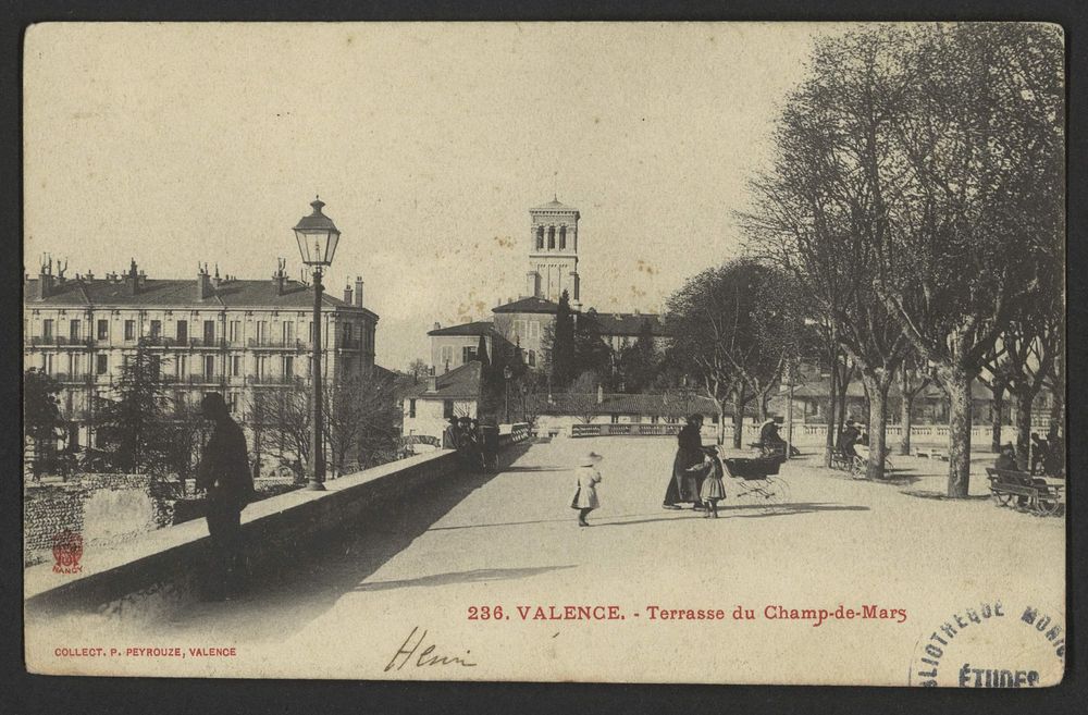 Valence - Terrasse du Champs de Mars