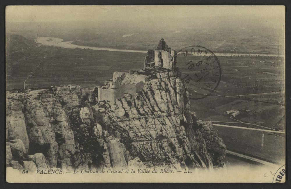 Le Château de Crussol et la Vallée du Rhône