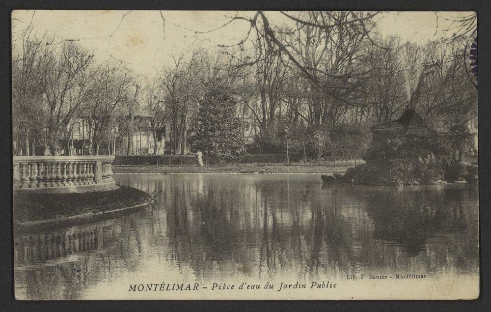 Montélimar - Pièce d'eau du jardin public