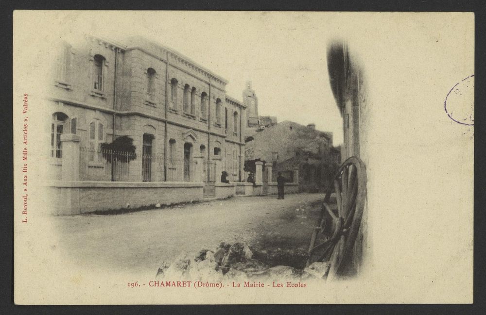 Chamaret (Drôme). - La Mairie - Les Ecoles