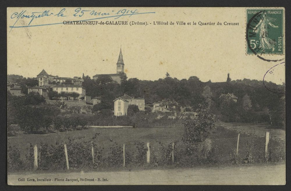 Chateauneuf-de-Galaure (Drôme). - L'Hôtel de Ville et le Quartier de Creuzat