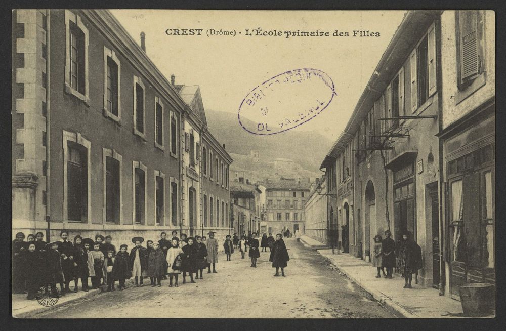 Crest (Drôme) - L'École primaire des Filles