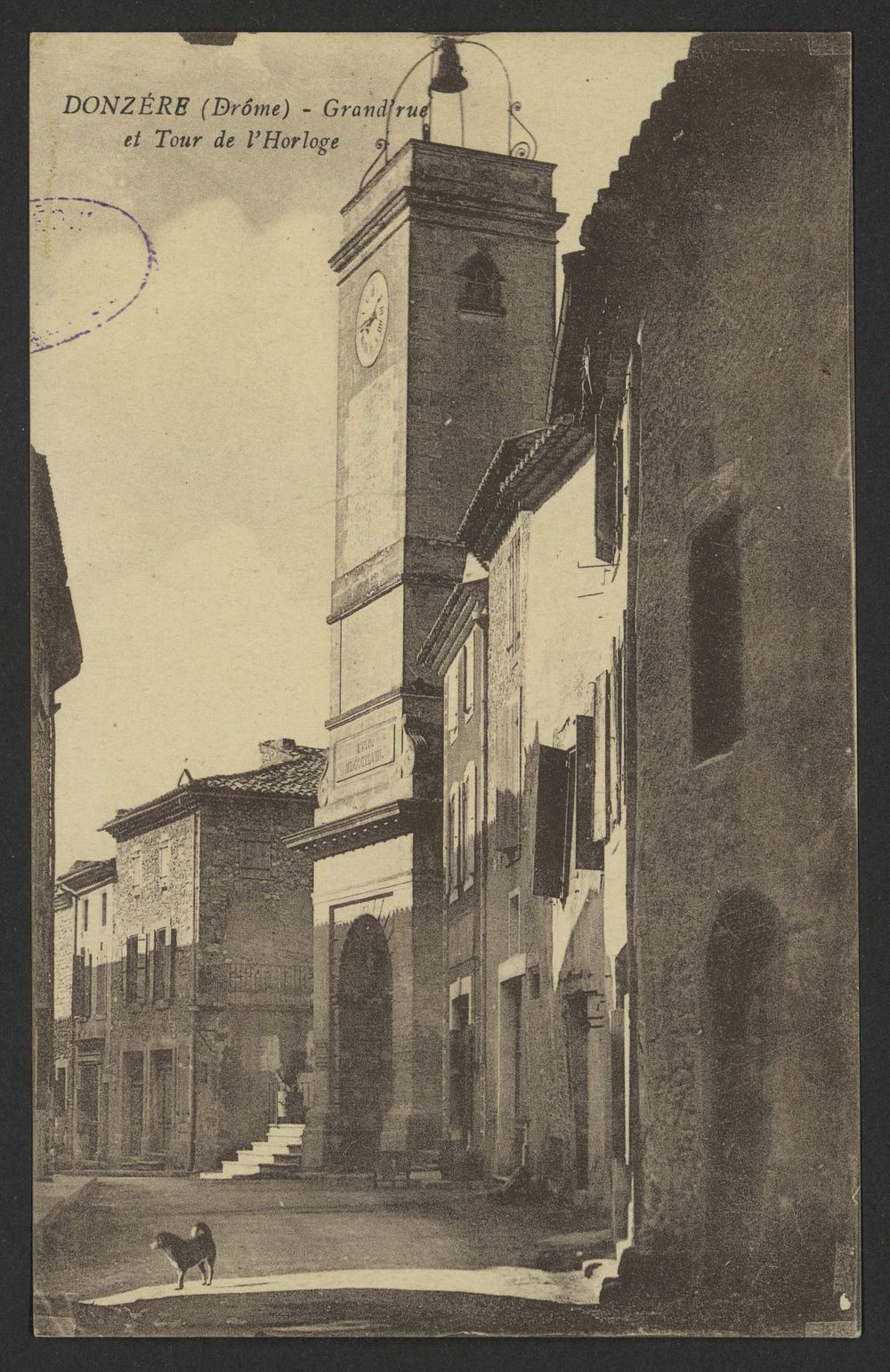 Donzère (Drôme) - Grand'rue et Tour de l'Horloge