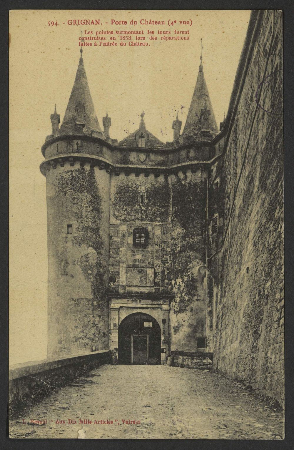 Grignan, Porte du Château (4e vue)