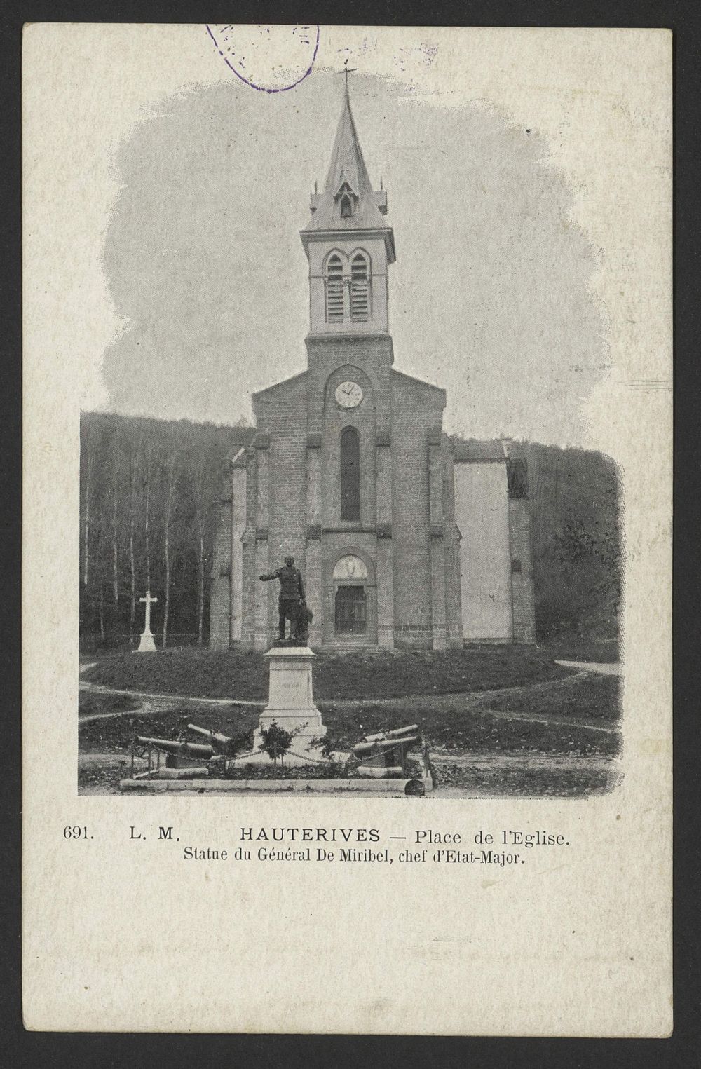 Hauterives - Place de l'Eglise. Statue du Général de Miribel, chef d'Etat-Major