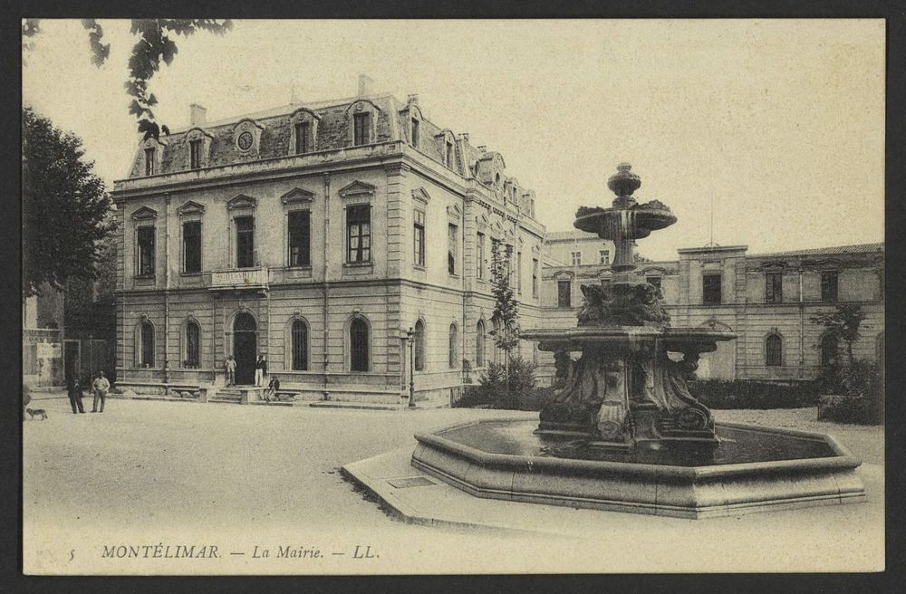 Montélimar - La mairie