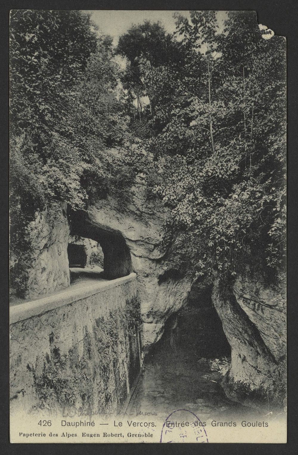 Dauphiné - Le Vercors. Entrée des Grands Goulets