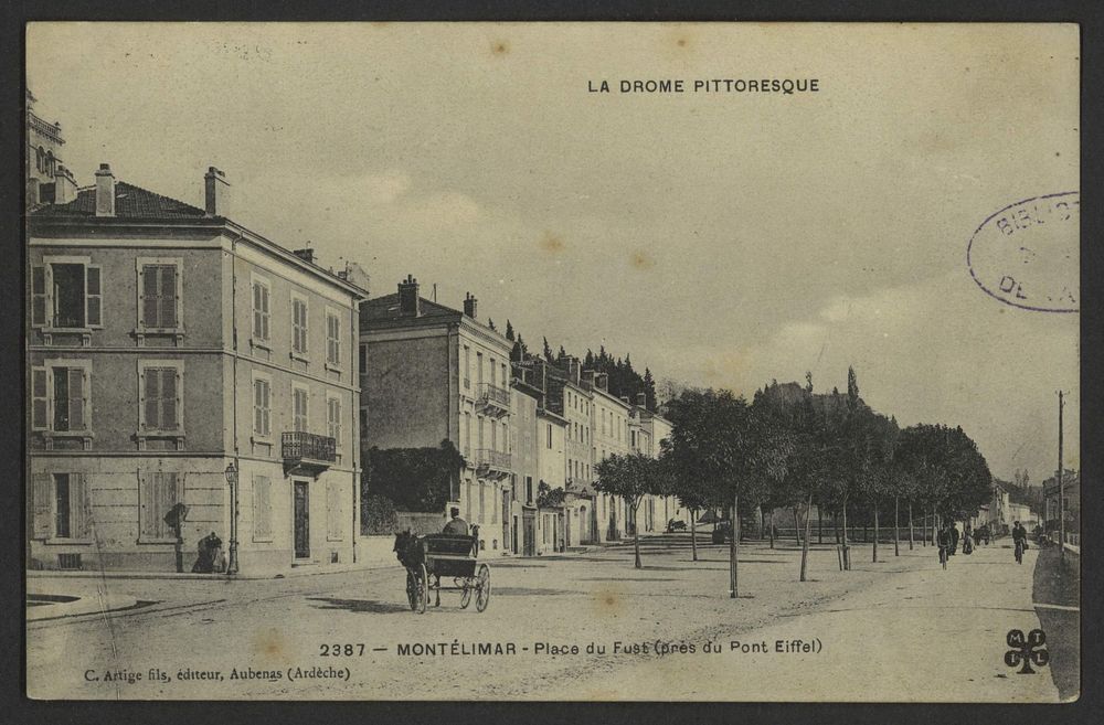 Montélimar - place du Fust ( près du pont Eiffel)