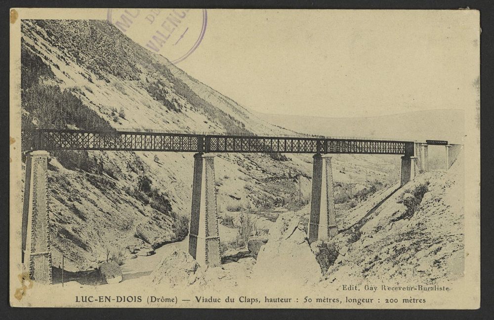 Luc-en-Diois (Drôme) - Viaduc du Claps, hauteur : 50 mètres, longueur : 200 métres