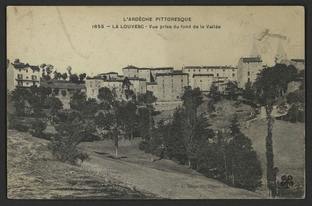 La Louvesc - vue prise du fond de la Vallée