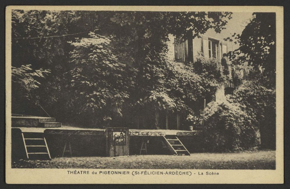 Théâtre du Pigeonnier (St-Félicien-Ardèche) - La Scène