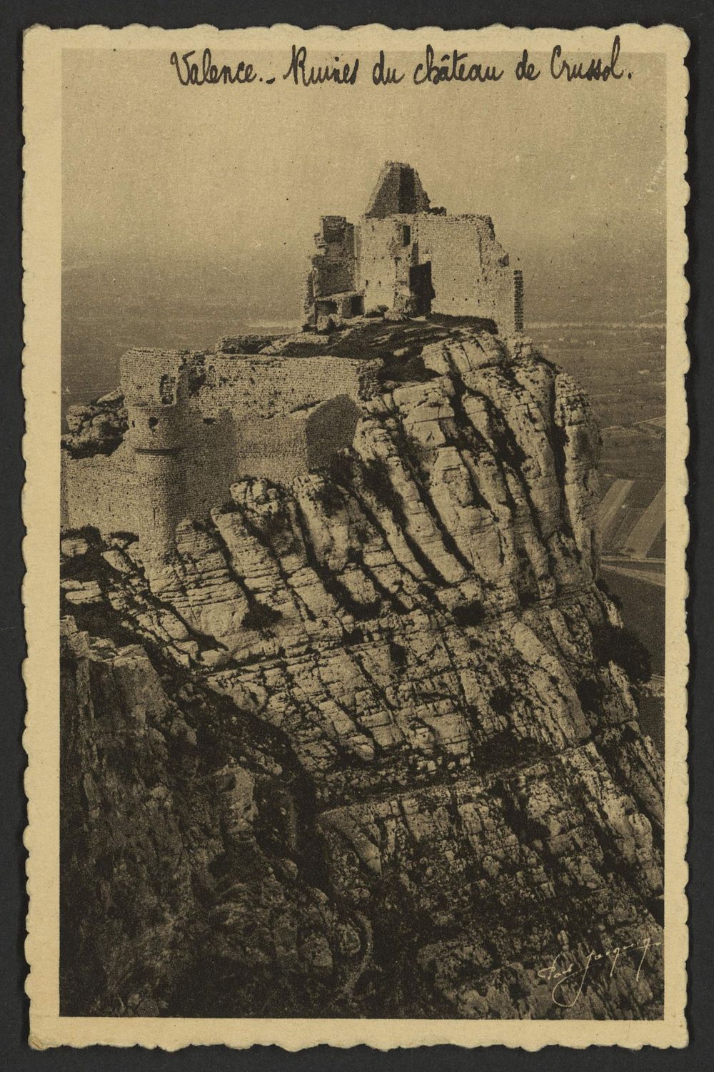 Valence. - Ruines du Château féodal de Crussol