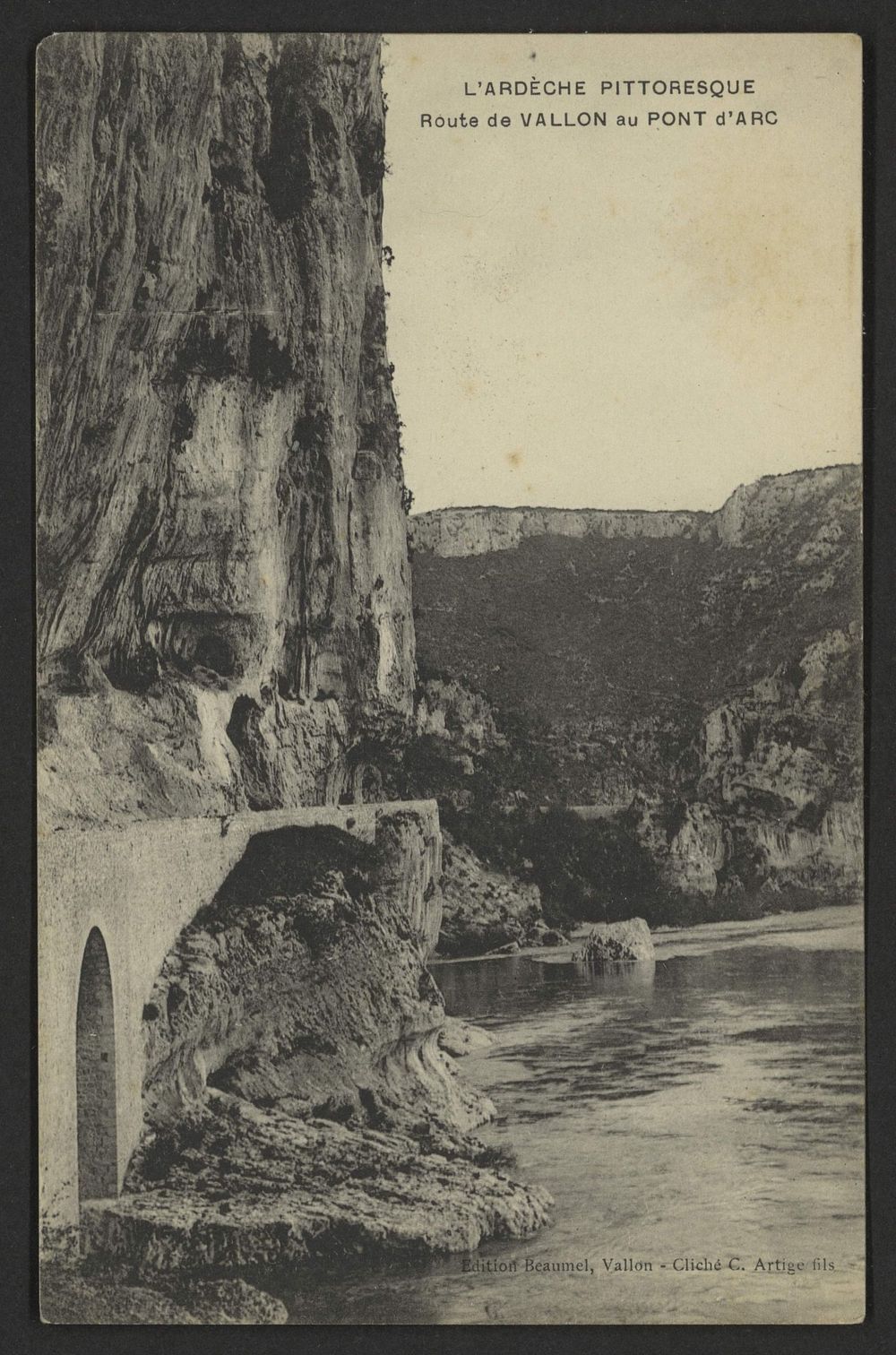 Route de Vallon au Pont d'Arc