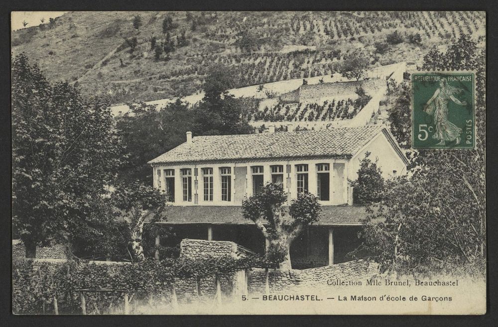 Beauchastel. - La Maison d'école de Garçons