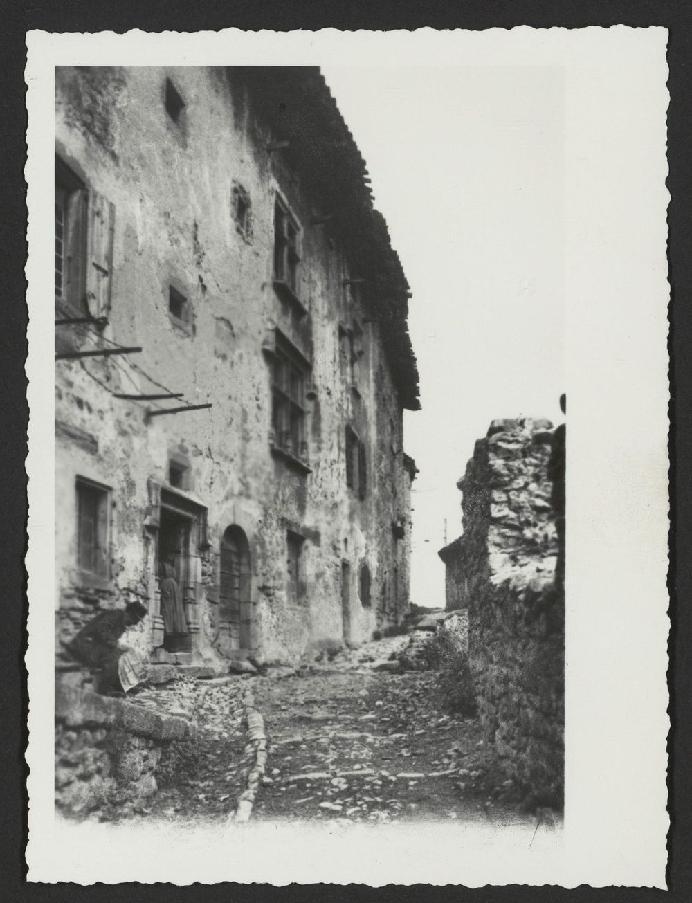 Maison renaissance dans la rue de l'ancien château à Bourdeaux