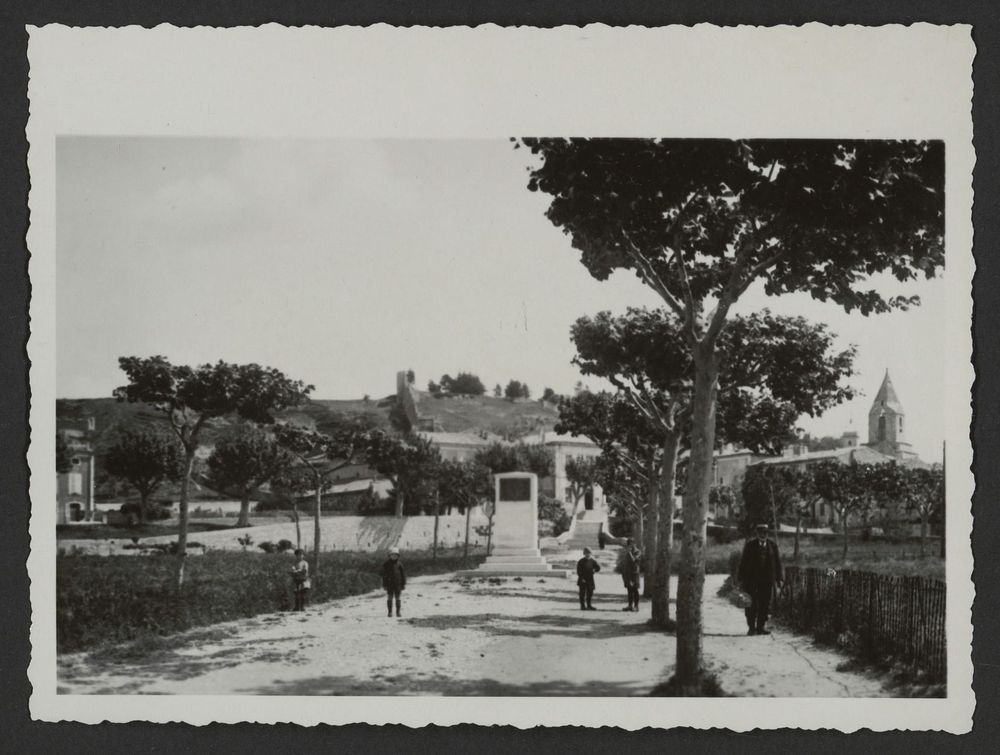 Monuments aux morts de Donzère