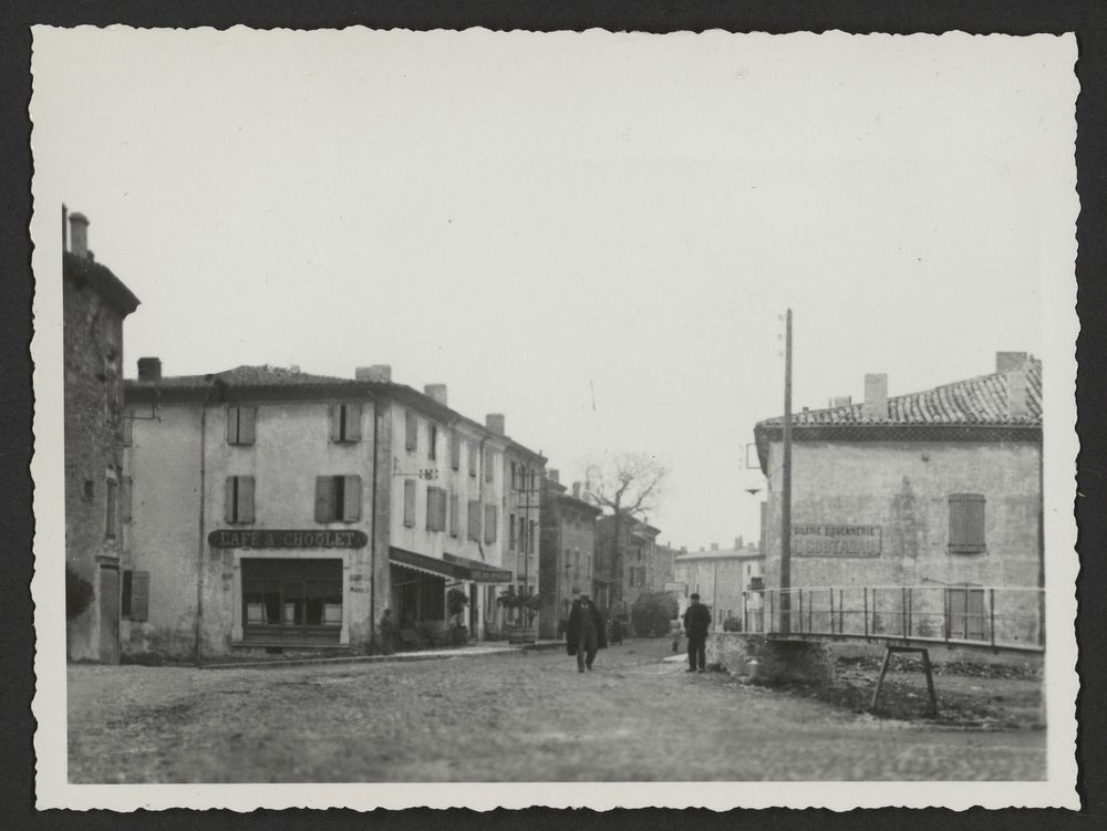 Rue de la République à Loriol