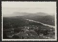 La vallée de la Drôme et les Trois Becs : vue prise des hauts quartiers de Crest vers l'année 1905