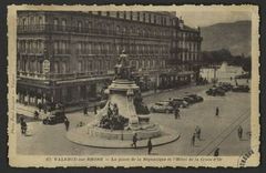 Valence - La Place de la République et l'Hôtel de la Croix d'Or
