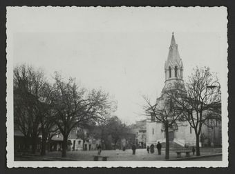 Eglise St-Joseph et place de Loriol