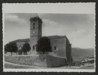 L'église et la place du château