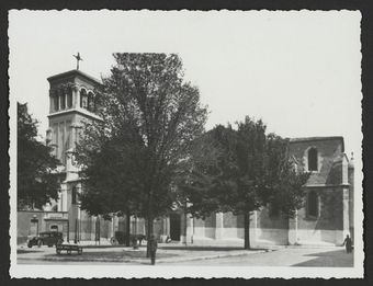 La place des ormeaux et la cathédrale