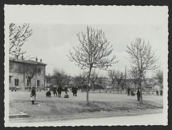 Place des Minimes ou de l'Hôtel de ville (actuellement Aristide Briand)