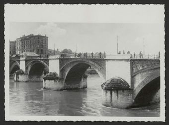 Vieux pont à Bourg-de-Péage