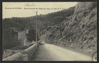 Environs de Nyons. - Route Nationale des Alpes par Gap. Le relai de la Tune