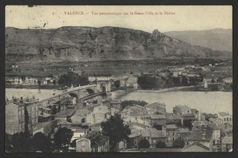 Valence - Vue panoramique sur la Basse-Ville et le Rhône