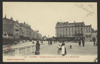 Valence - Terrasse Championnet et Place de la République