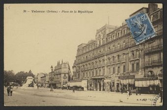 Valence (Drôme) - Place de la République