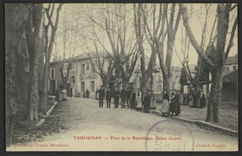 Taulignan - Place de la République. Usines Guyon