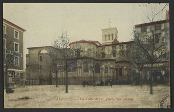 Valence - La Cathédrale , Place des Clercs