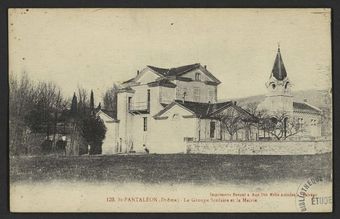 St-Pantaléon (Drôme) - Le groupe scolaire et la Mairie