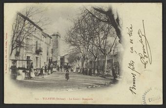 Tulette (Drôme). - Le Cours - Remparts