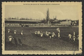 Le Terrain des sports du Valence-Sportif à Châteauvert